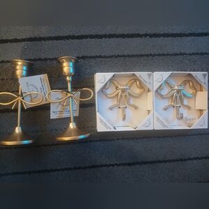 NWT Lot Of 4 Matte Gold Bow Decor 2 Candle Holders 2 Bow Hooks